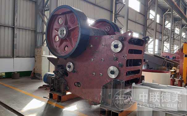 鄂式破碎機(jī)怎么用?