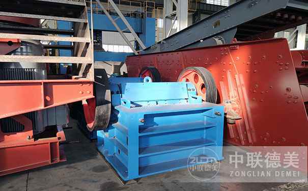 鄂式破碎機(jī)怎么用?